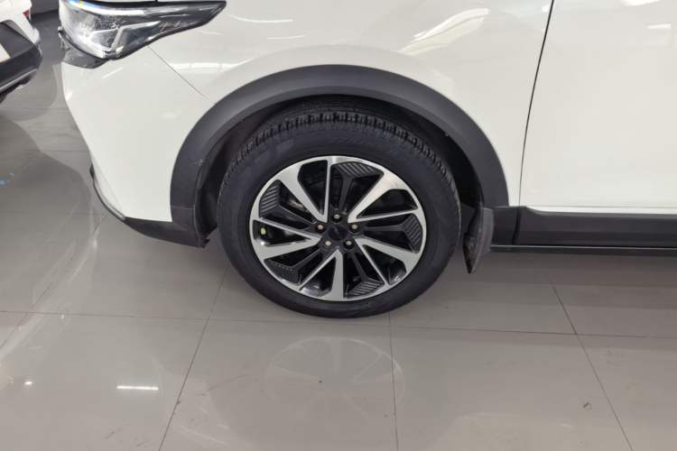 Used Dongfeng Aeolus AX7 2022 Mach Edition 1.5T DCT DF41 Left Front Wheel Hub