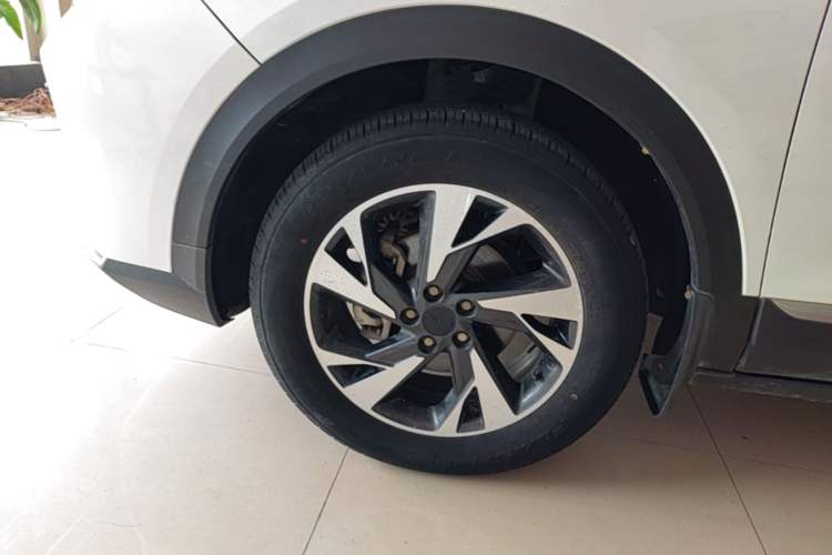Used Dongfeng Aeolus AX7 2022 Mach Edition 1.5T DCT DF31 Left Front Wheel Hub