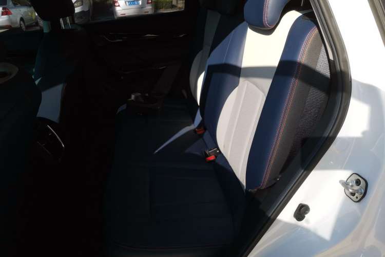 Used Dongfeng Aeolus AX7 2022 Mach Edition 1.5T DCT DF41 Left Rear Seat