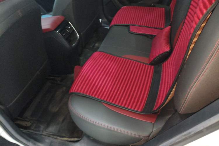 Used Dongfeng Aeolus AX7 2022 Mach Edition 1.5T Manual DF21 Left Rear Seat