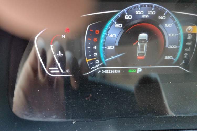 Used Dongfeng Aeolus AX7 2022 Mach Edition 1.5T DCT DF31 Odometer Close Up