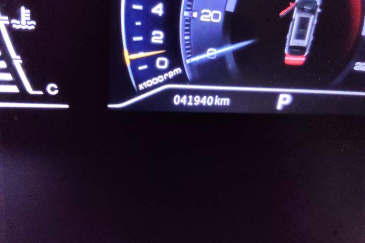 Used Dongfeng Aeolus AX7 2022 Mach Edition 1.5T DCT DF41 Odometer Close Up