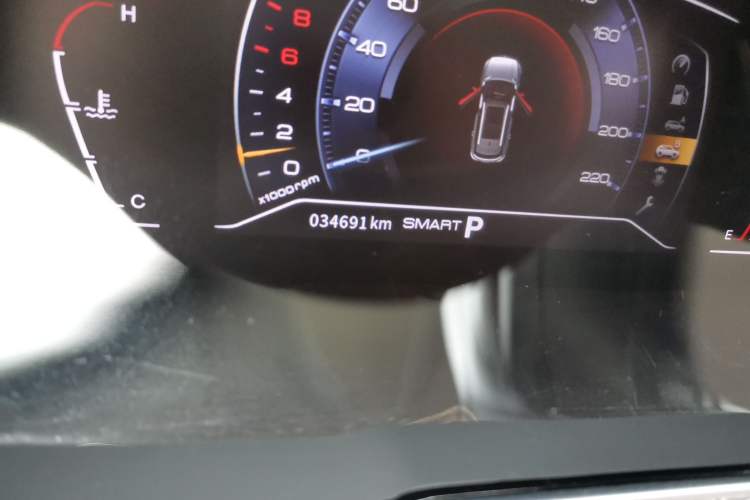 Used Dongfeng Aeolus AX7 2022 Mach Edition 1.5T DCT DF41 Odometer Close Up