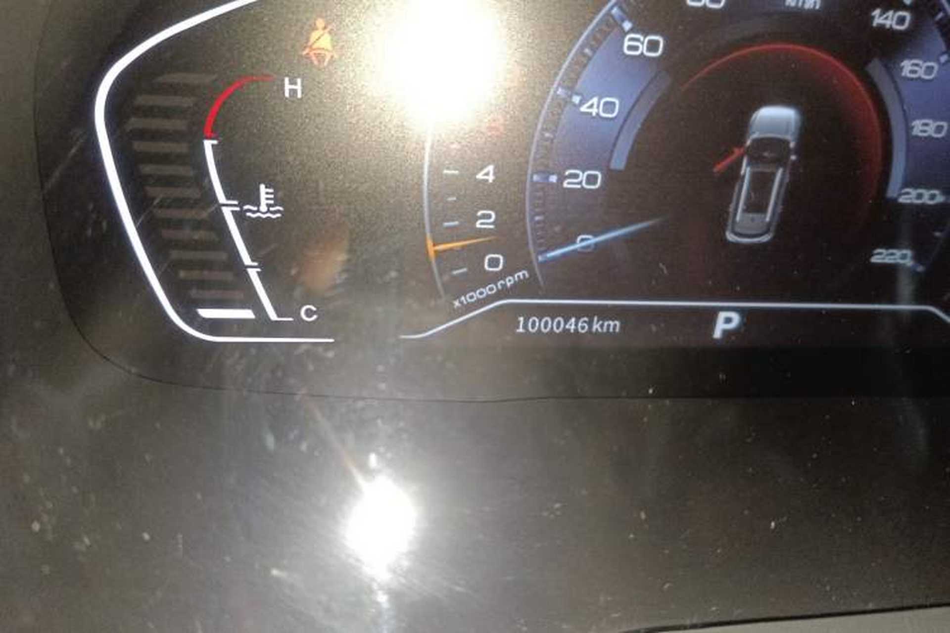 Used Dongfeng Aeolus AX7 2022 Mach Edition 1.5T DCT DF41 Odometer Close Up