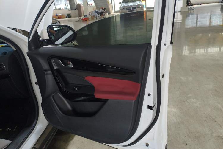 Used Dongfeng Aeolus AX7 2022 Mach Edition 1.5T Manual DF21 Right Front Door Interior