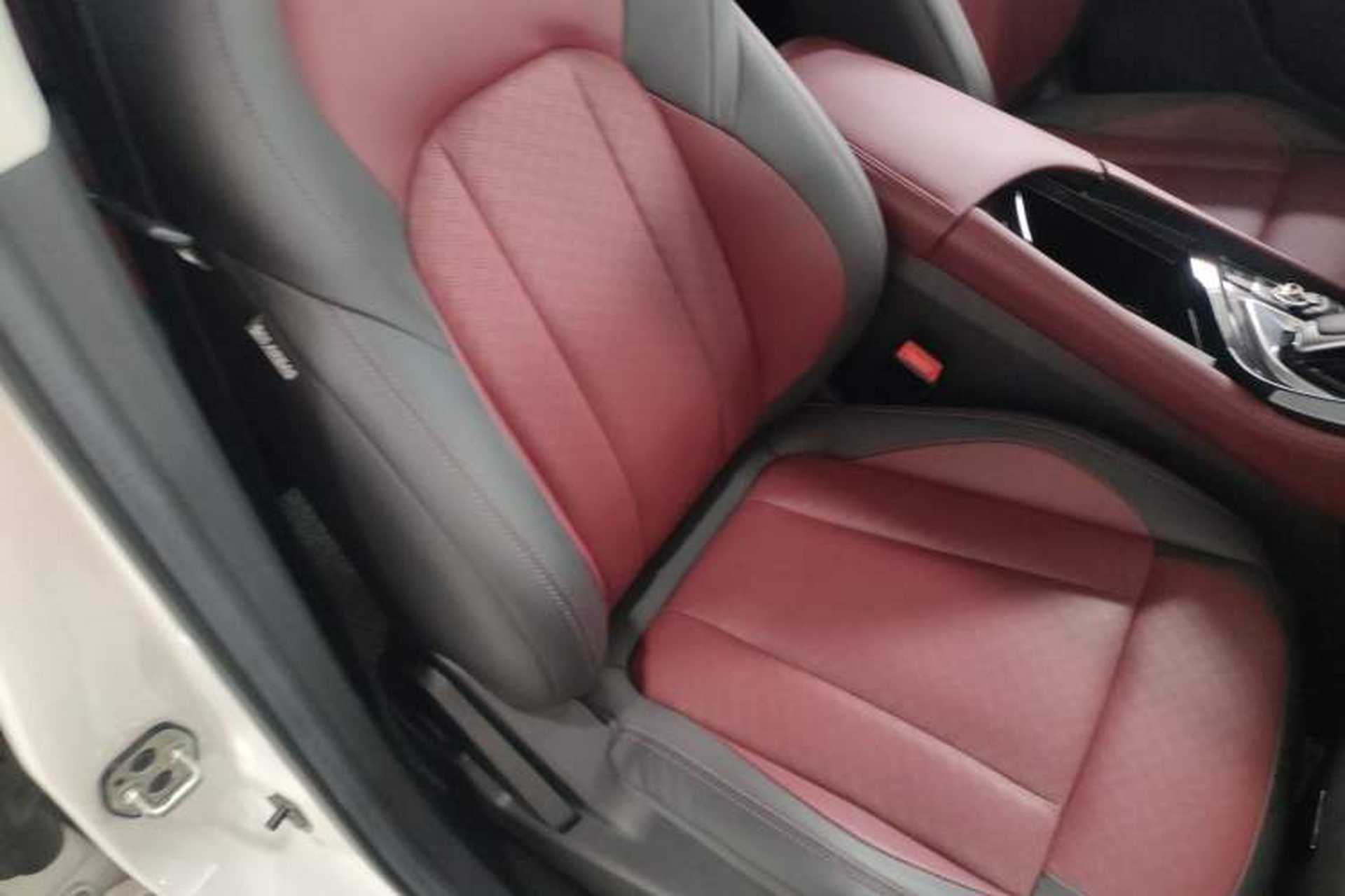 Used Dongfeng Aeolus AX7 2022 Mach Edition 1.5T DCT DF41 Right Front Seat