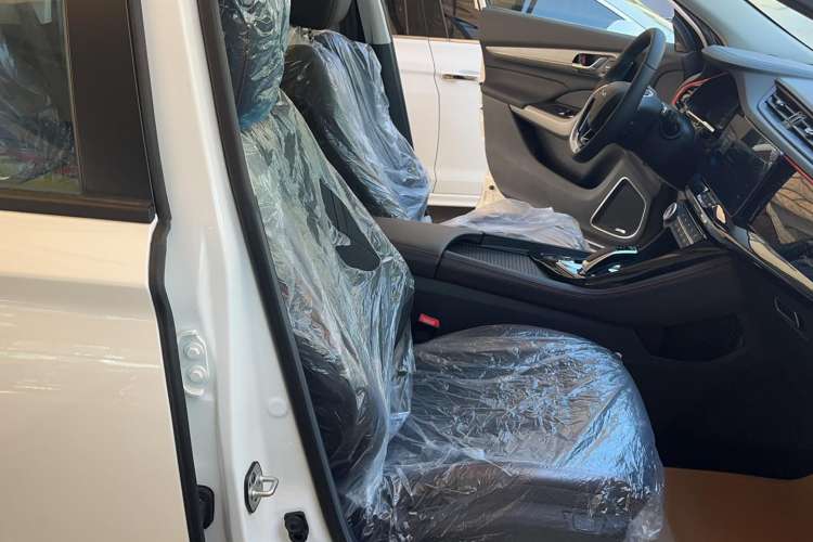 Used Dongfeng Aeolus AX7 2022 Mach Edition 1.5T DCT DF51 Right Front Seat
