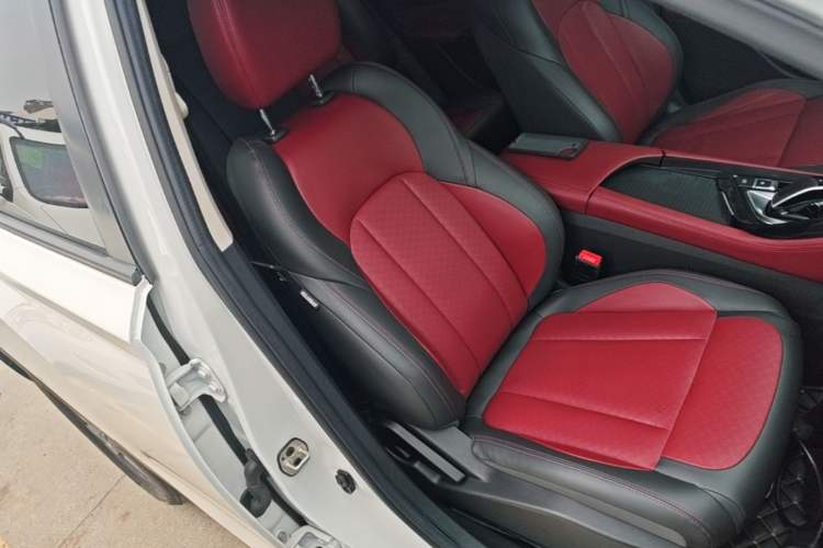 Used Dongfeng Aeolus AX7 2022 Mach Edition 1.5T DCT DF31 Right Front Seat