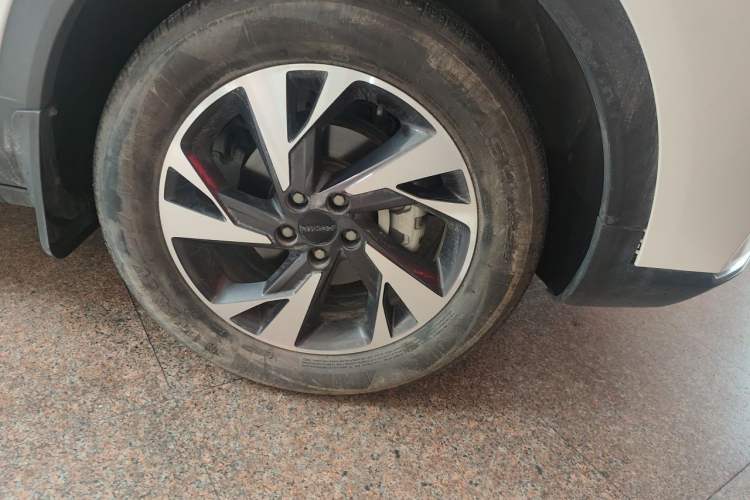 Used Dongfeng Aeolus AX7 2022 Mach Edition 1.5T DCT DF31 Right Front Wheel Hub