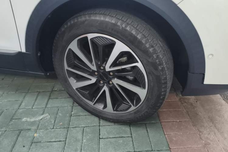 Used Dongfeng Aeolus AX7 2022 Mach Edition 1.5T DCT DF51 Right Front Wheel Hub