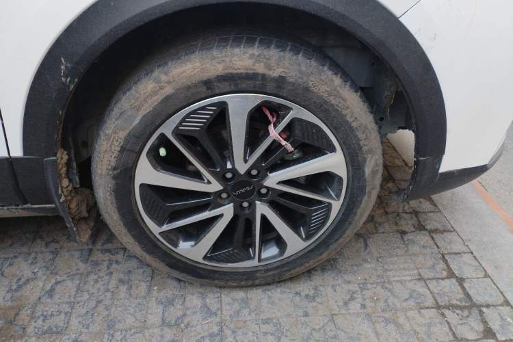 Used Dongfeng Aeolus AX7 2022 Mach Edition 1.5T DCT DF41 Right Front Wheel Hub