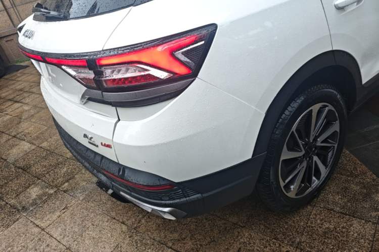 Used Dongfeng Aeolus AX7 2022 Mach Edition 1.5T DCT DF41 Right Rear Taillight