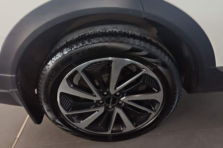 Used Dongfeng Aeolus AX7 2022 Mach Edition 1.5T DCT DF41 Right Rear Wheel Hub