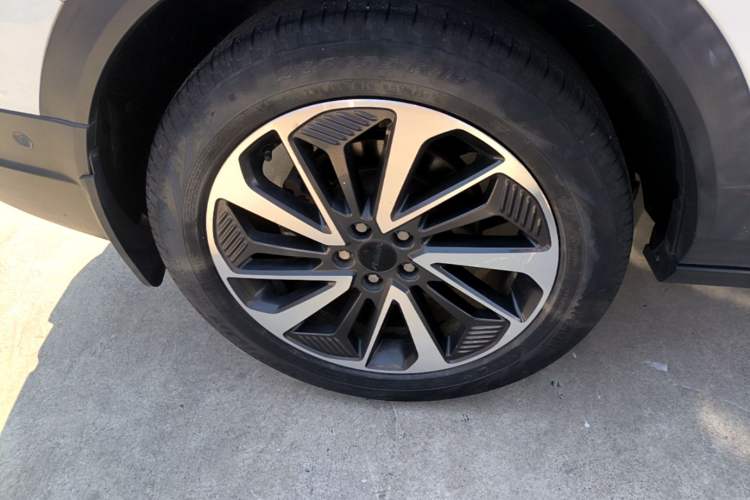Used Dongfeng Aeolus AX7 2022 Mach Edition 1.5T DCT DF51 Right Rear Wheel Hub