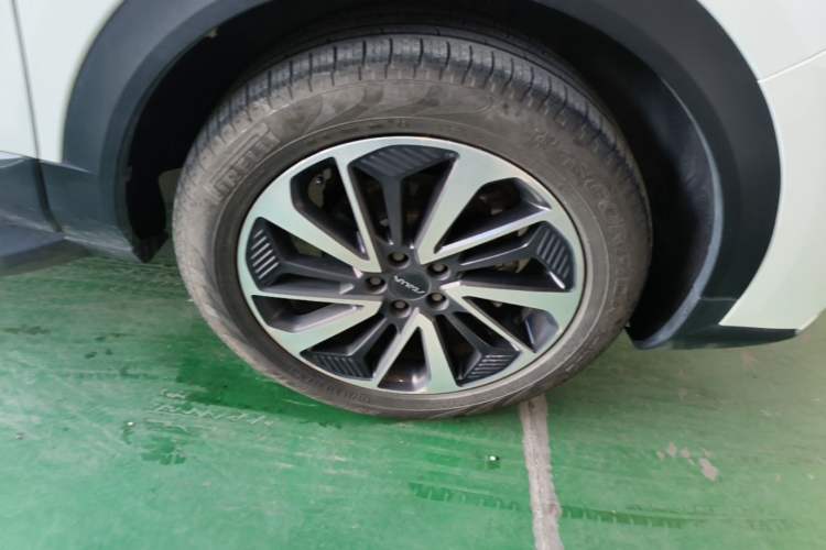 Used Dongfeng Aeolus AX7 2022 Mach Edition 1.5T DCT DF41 Right Rear Wheel Hub