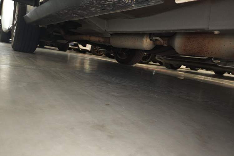 Used Dongfeng Aeolus AX7 2022 Mach Edition 1.5T DCT DF41 Right Side Sill