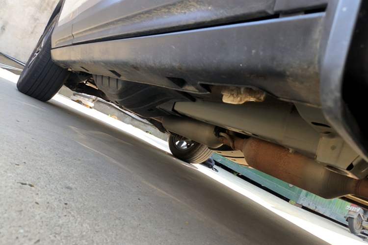 Used Dongfeng Aeolus AX7 2022 Mach Edition 1.5T DCT DF51 Right Side Sill