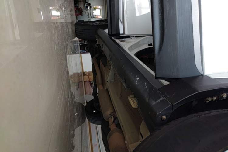 Used Dongfeng Aeolus AX7 2022 Mach Edition 1.5T DCT DF31 Right Side Sill