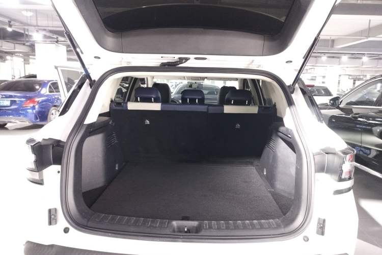 Used Dongfeng Aeolus AX7 2022 Mach Edition 1.5T DCT DF31 Trunk