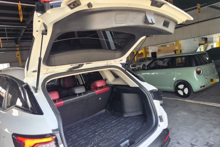 Used Dongfeng Aeolus AX7 2022 Mach Edition 1.5T DCT DF31 Trunk