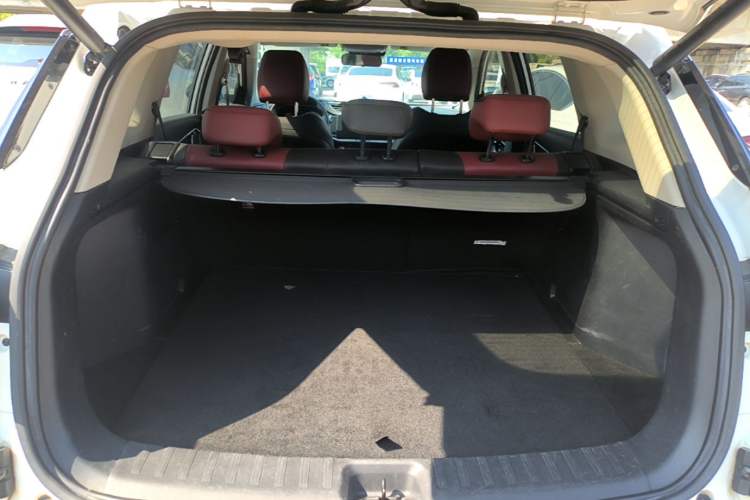Used Dongfeng Aeolus AX7 2022 Mach Edition 1.5T DCT DF51 Trunk