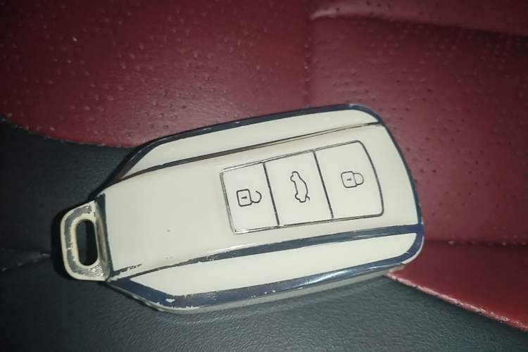 Used Dongfeng Aeolus AX7 2022 Mach Edition 1.5T DCT DF51 Vehicle Key
