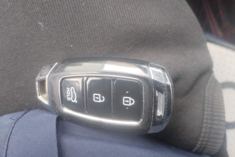Used Dongfeng Aeolus AX7 2022 Mach Edition 1.5T DCT DF41 Vehicle Key