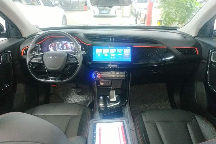 Used Dongfeng Aeolus AX7 2023 Mach Edition 1.5T DCT DF31 Center Console