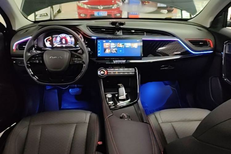 Used Dongfeng Aeolus AX7 2023 Mach Edition 1.5T DCT DF31 Center Console