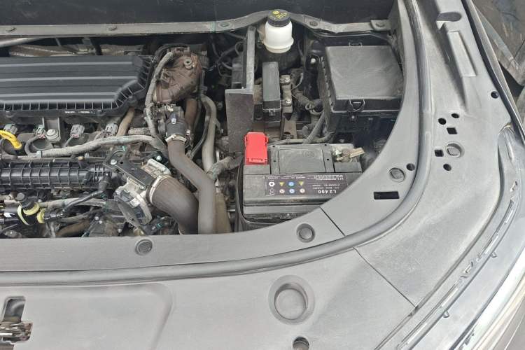 Used Dongfeng Aeolus AX7 2023 Mach Edition 1.5T DCT Champion Legend Version Engine Bay Left