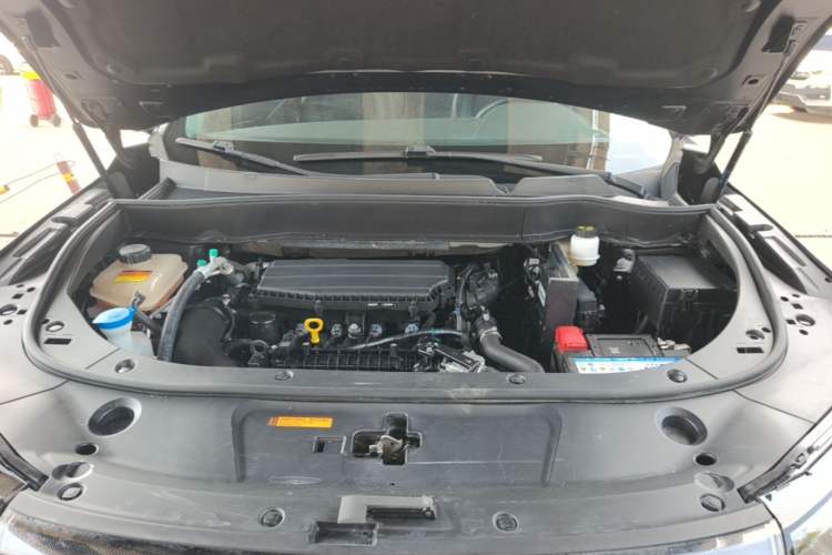 Used Dongfeng Aeolus AX7 2023 Mach Edition 1.5T DCT DF31 Engine Bay