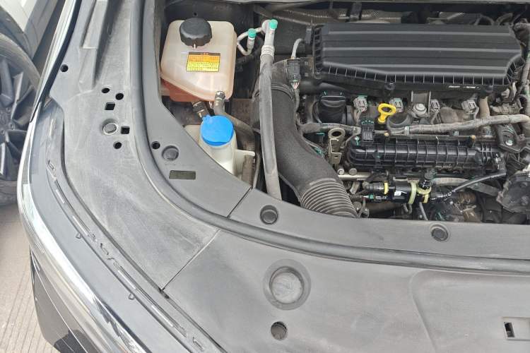 Used Dongfeng Aeolus AX7 2023 Mach Edition 1.5T DCT Champion Legend Version Engine Bay Right