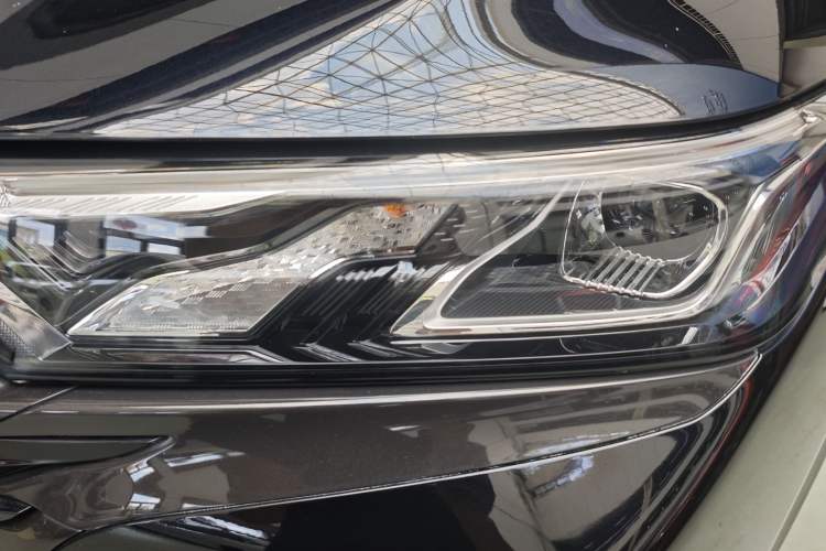Used Dongfeng Aeolus AX7 2023 Mach Edition 1.5T DCT DF31 Exterior 2