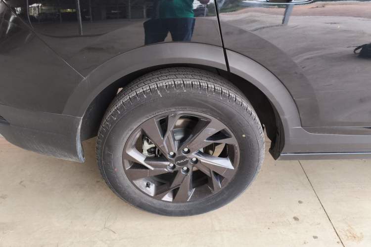 Used Dongfeng Aeolus AX7 2023 Mach Edition 1.5T DCT DF31 Exterior 8