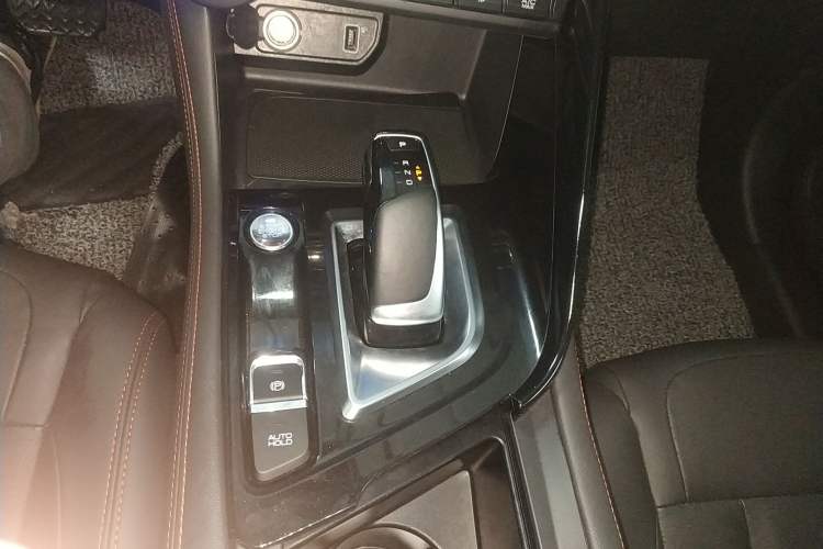 Used Dongfeng Aeolus AX7 2023 Mach Edition 1.5T DCT DF31 Gear Lever