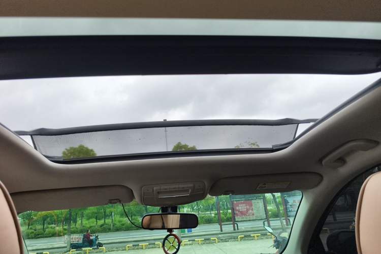 Used Dongfeng Aeolus AX7 2023 Mach Edition 1.5T DCT DF31 Headliner