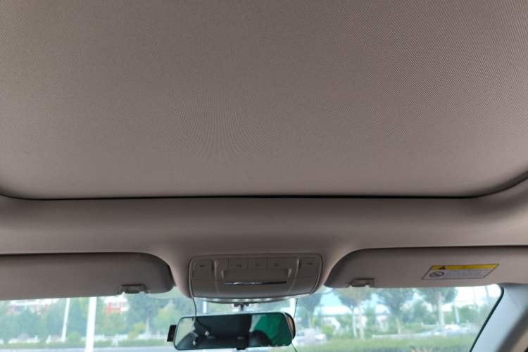 Used Dongfeng Aeolus AX7 2023 Mach Edition 1.5T DCT DF31 Headliner