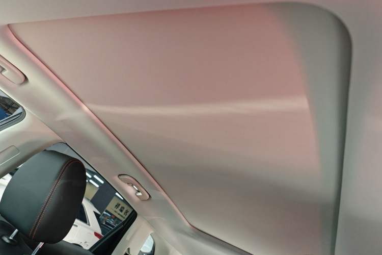 Used Dongfeng Aeolus AX7 2023 Mach Edition 1.5T DCT DF31 Headliner
