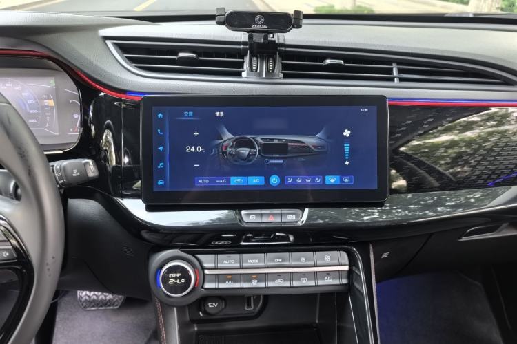 Used Dongfeng Aeolus AX7 2023 Mach Edition 1.5T DCT DF31 Interior 11