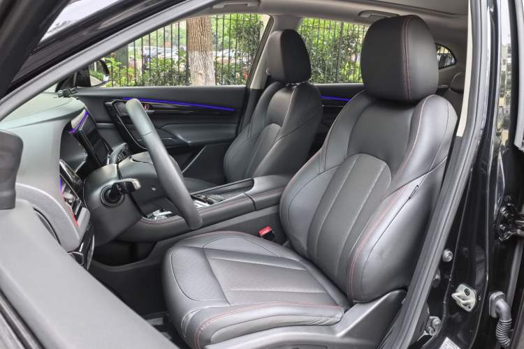 Used Dongfeng Aeolus AX7 2023 Mach Edition 1.5T DCT DF31 Interior 4