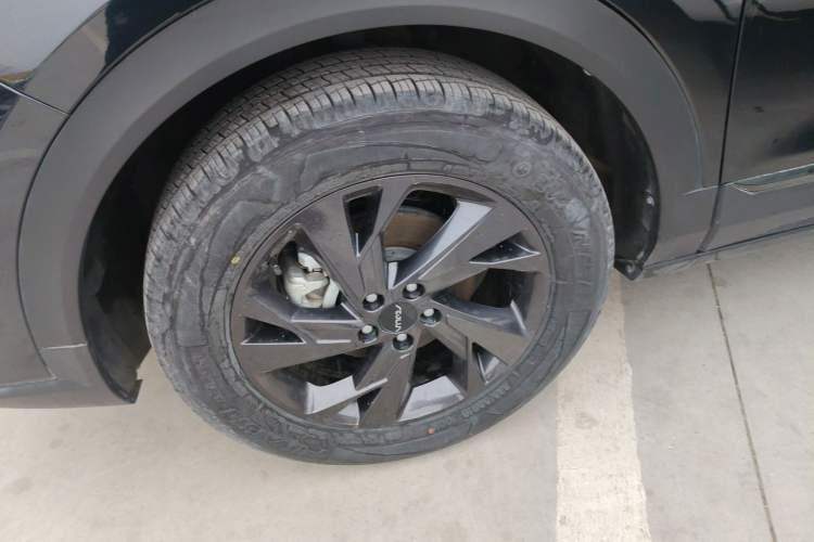 Used Dongfeng Aeolus AX7 2023 Mach Edition 1.5T DCT DF31 Left Front Wheel Hub