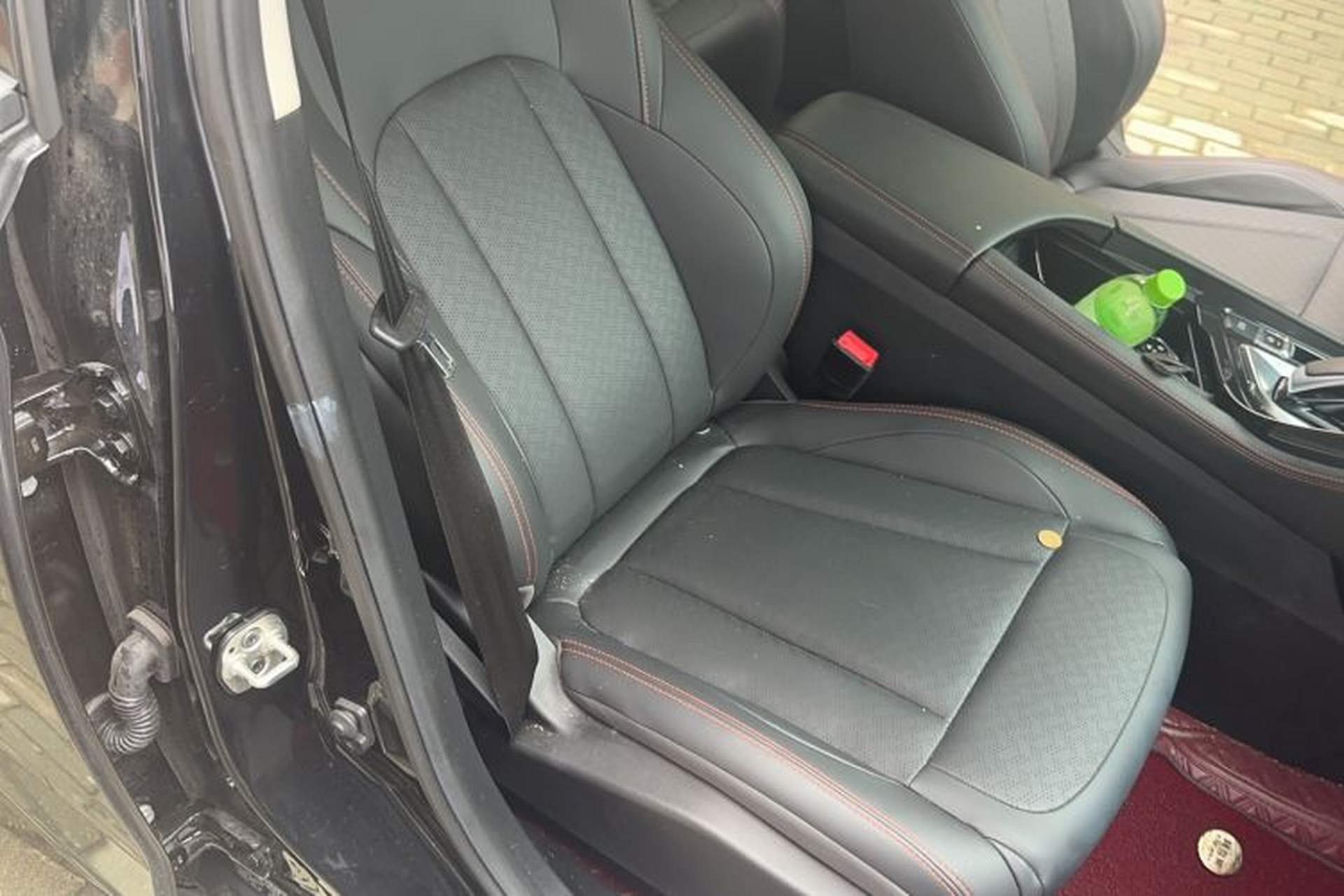 Used Dongfeng Aeolus AX7 2023 Mach Edition 1.5T DCT DF41 Right Front Seat