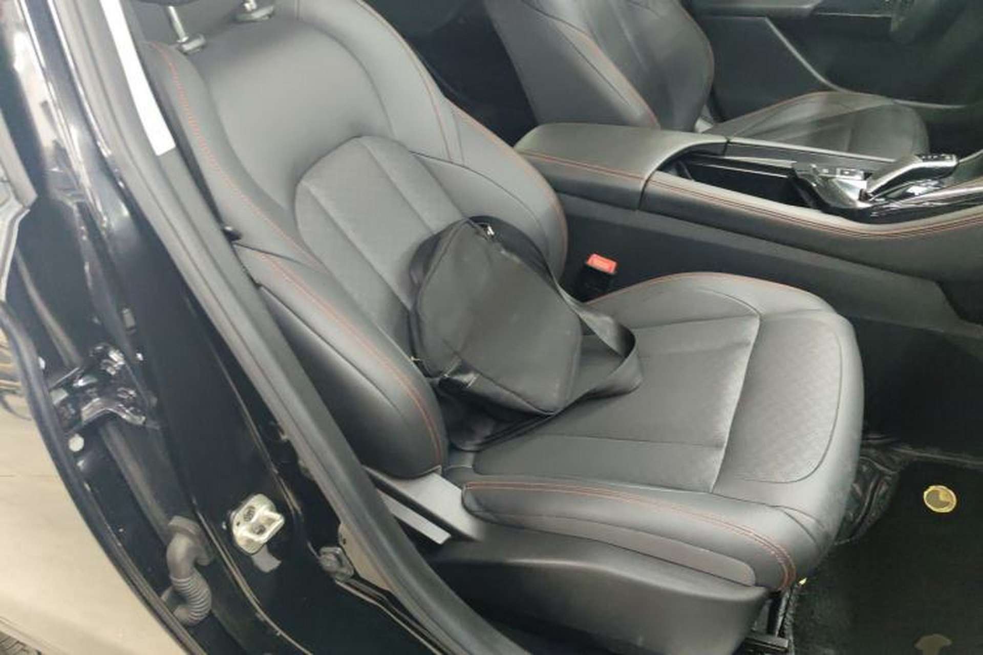 Used Dongfeng Aeolus AX7 2023 Mach Edition 1.5T DCT DF31 Right Front Seat