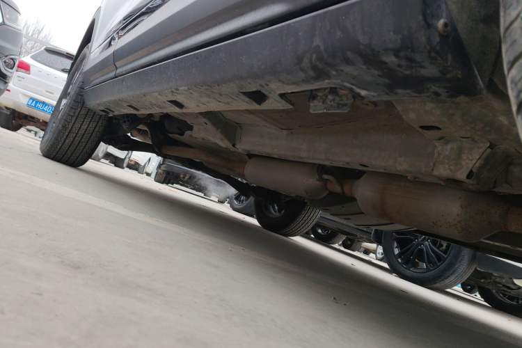 Used Dongfeng Aeolus AX7 2023 Mach Edition 1.5T DCT DF31 Right Side Sill