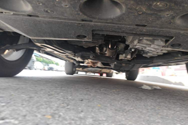 Used Dongfeng Aeolus AX7 2023 Mach Edition 1.5T DCT DF31 Chassis Front