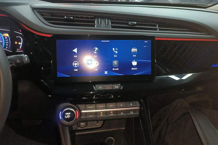 Used Dongfeng Aeolus AX7 2023 Mach Edition 1.5T DCT DF31 Audio And AC Panel