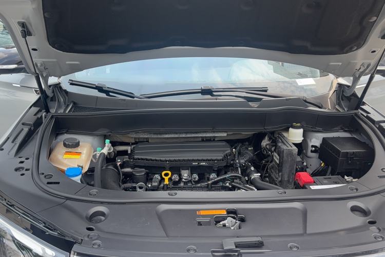 Used Dongfeng Aeolus AX7 2023 Mach Edition 1.5T DCT DF41 Engine Bay