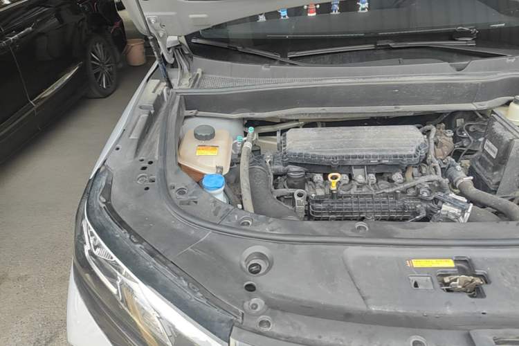 Used Dongfeng Aeolus AX7 2023 Mach Edition 1.5T DCT DF41 Engine Bay Right