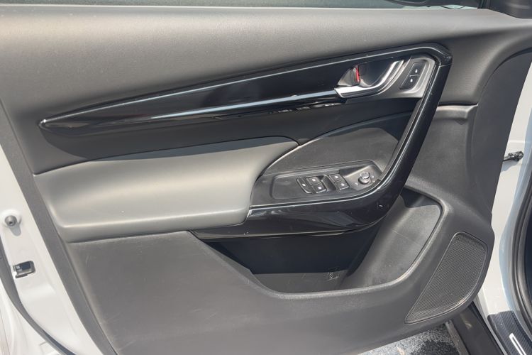 Used Dongfeng Aeolus AX7 2023 Mach Edition 1.5T DCT DF41 Interior 4