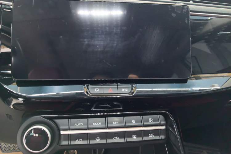Used Dongfeng Aeolus AX7 2023 Mach Edition 1.5T DCT Champion Legend Version Audio And AC Panel